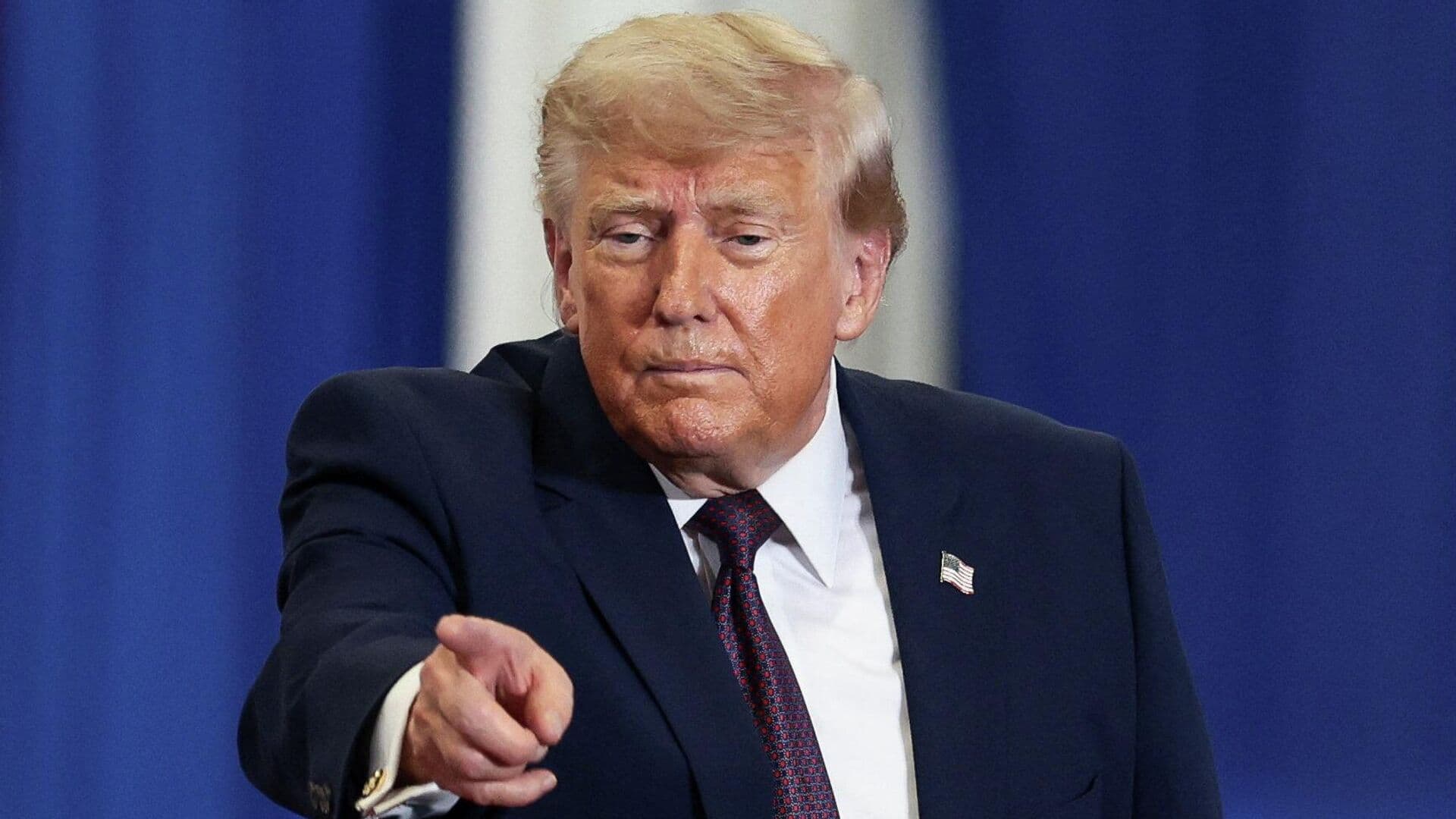 Трамп утверждает, что Иран соглашается со всеми требованиями США