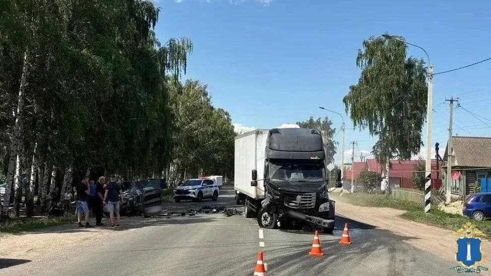В Ульяновской области в ДТП с "Газелью" погибли три человека