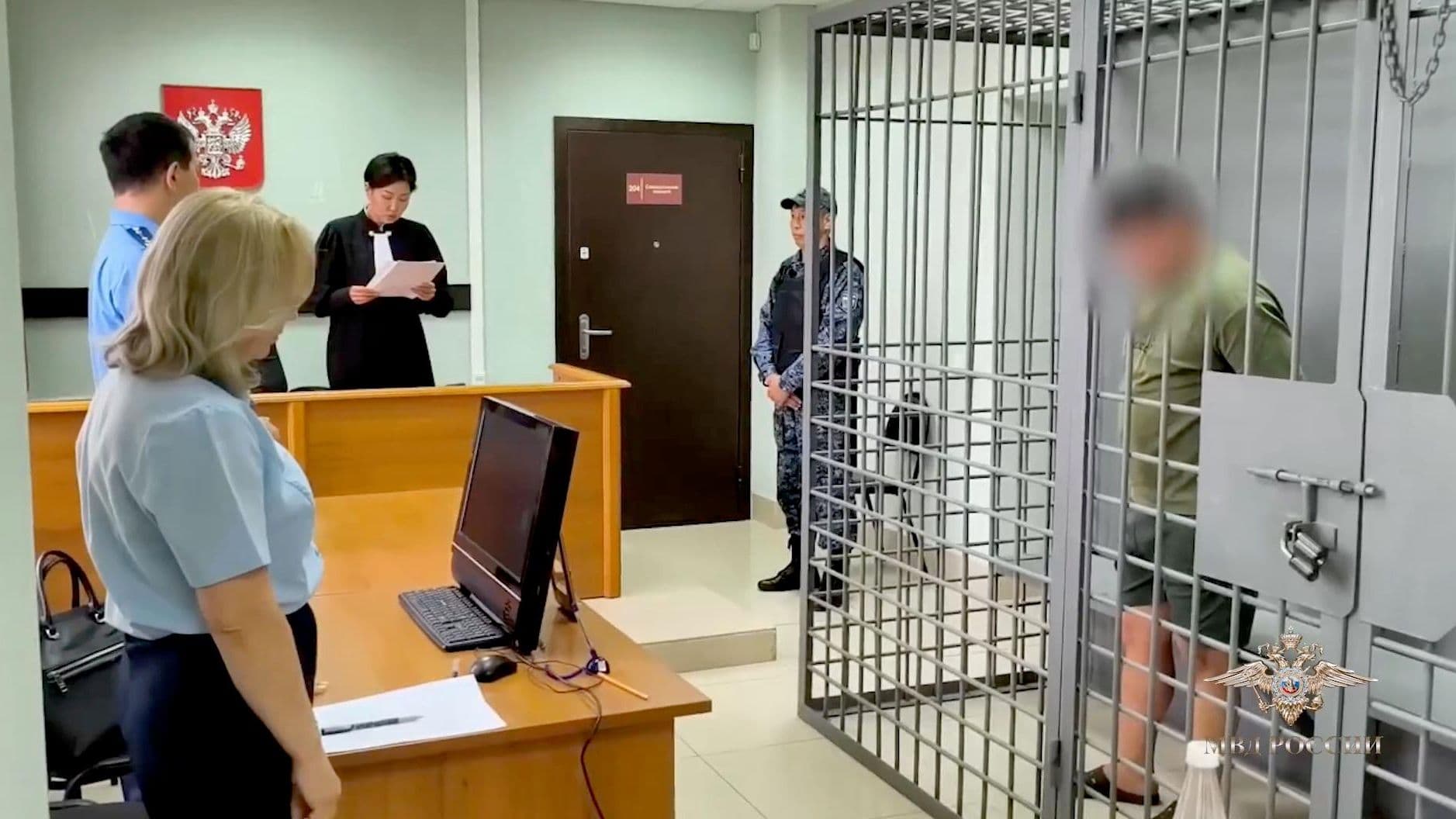 В Иркутской области арестовали мужчину, угрожавшего полицейскому