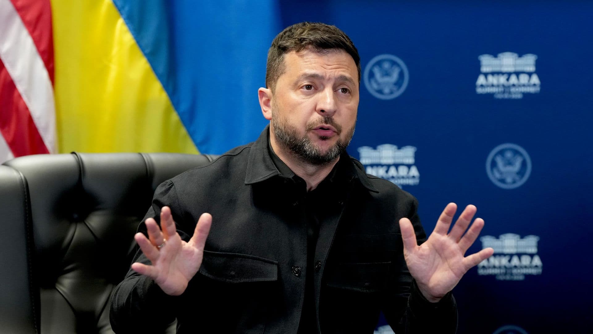 Саммит НАТО в Анкаре был унизительным для Зеленского, заявила Захарова