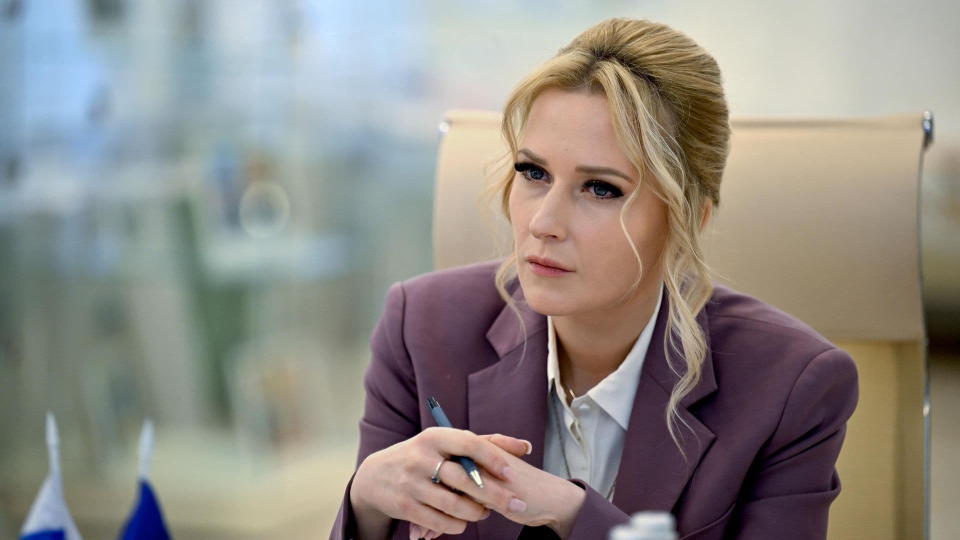 Киев регулярно нарушает нормы международного права, заявила Лантратова