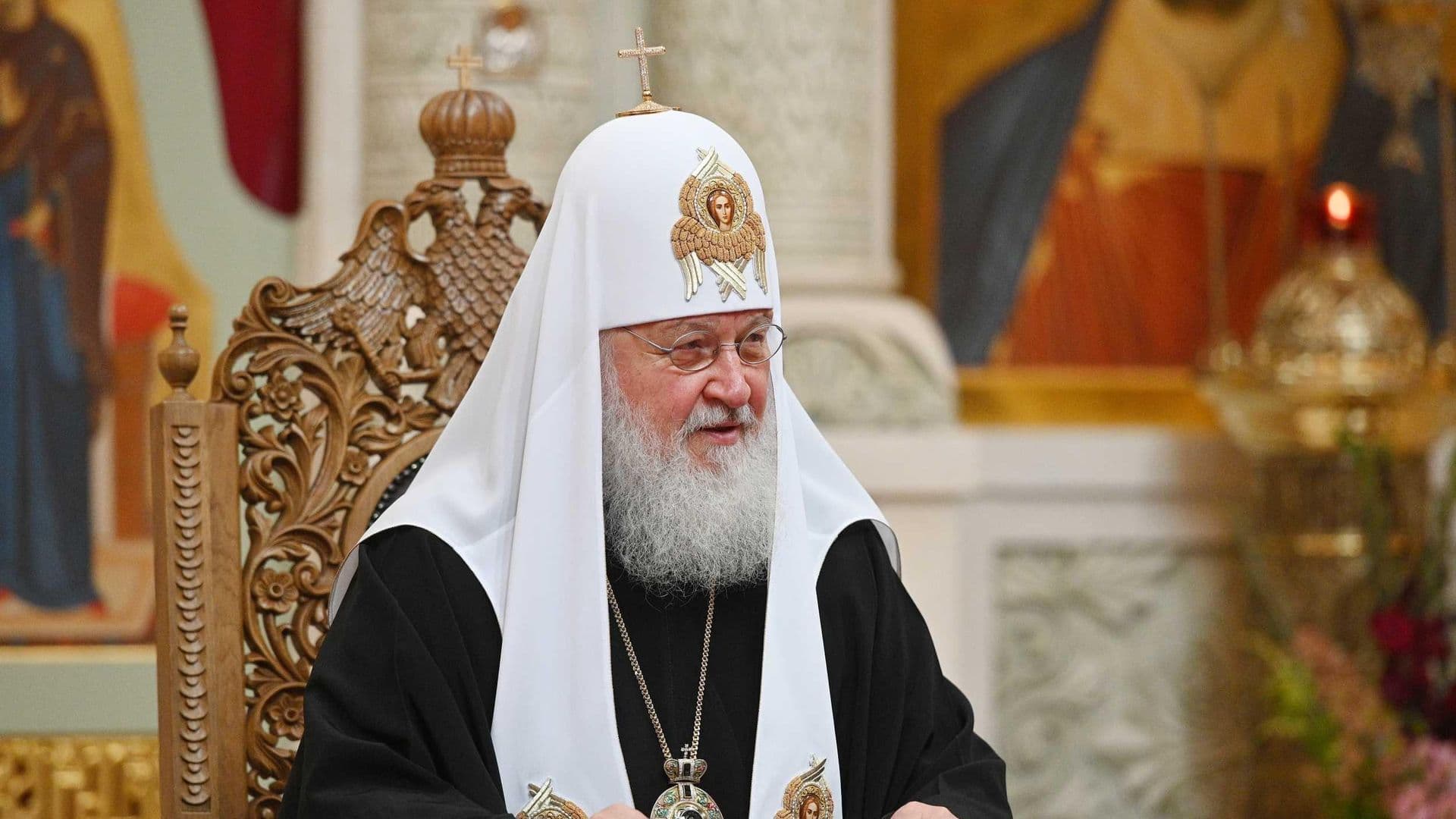 Патриарх Кирилл посетил Петропавловский собор Казани