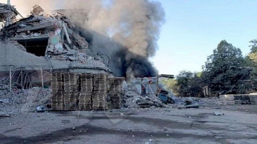 При атаке ВСУ на гражданский объект в Горловке погиб мирный житель