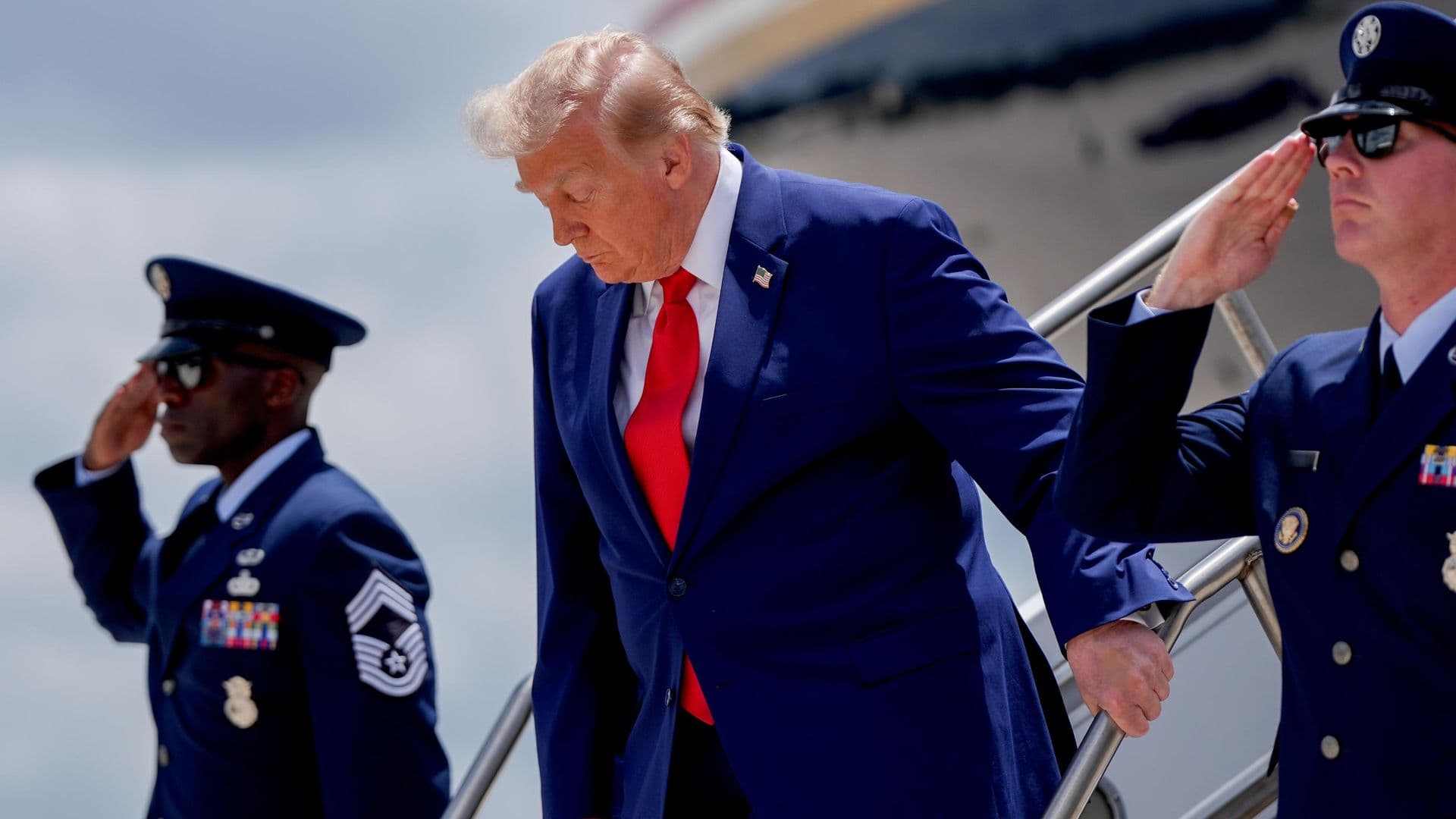"Все досталось Украине". Трамп упустил шанс завершить конфликт