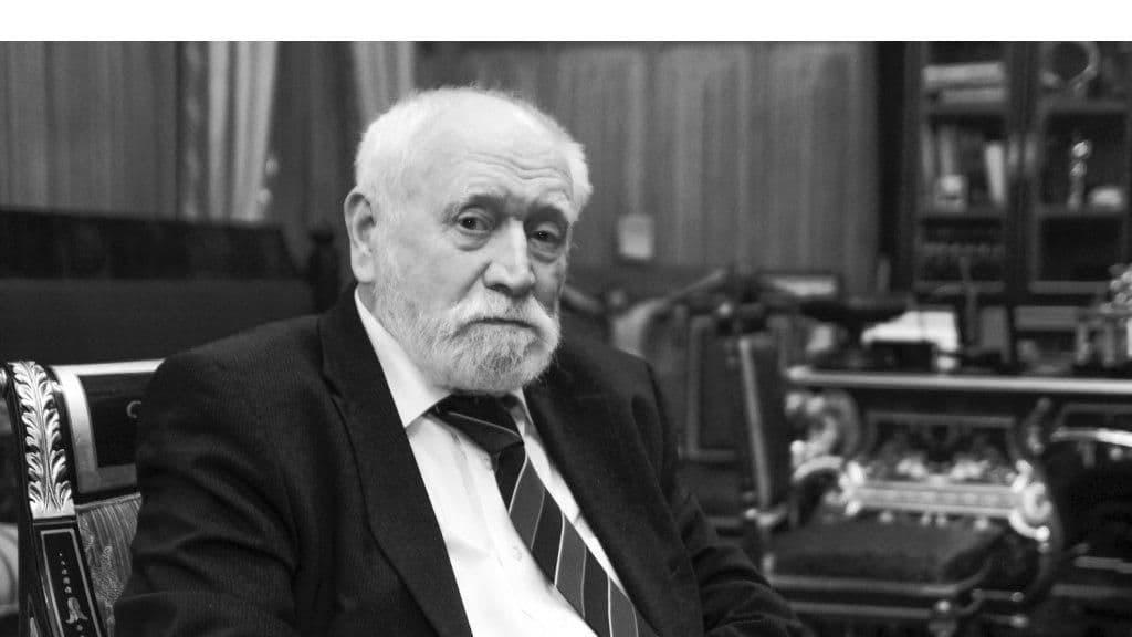 Умер искусствовед Геннадий Попов