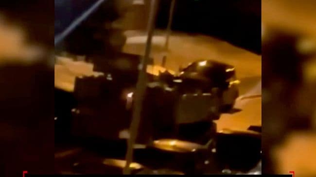 Пьяные британские солдаты угнали БТР с военной базы и устроили "форсаж"