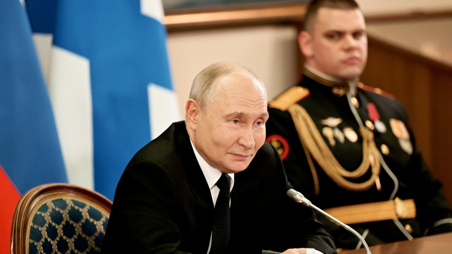 Россия никогда не стремилась к конфронтации в Арктике, заявил Путин
