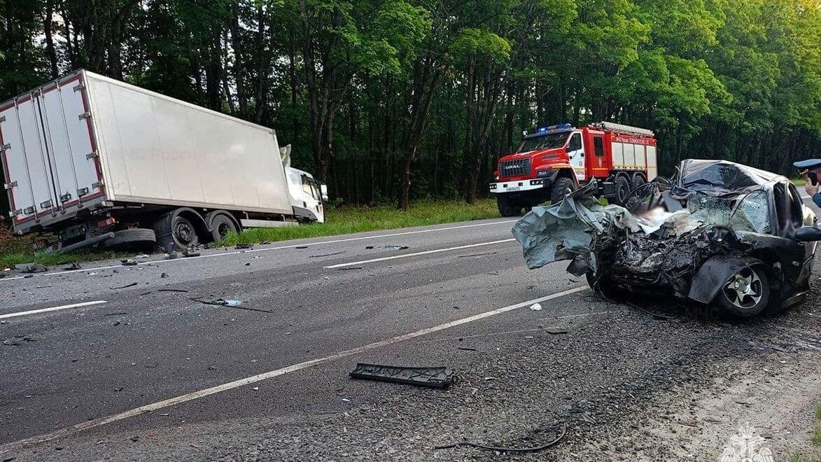 В ГАИ назвали причину ДТП в Тульской области, где погибли четыре человека