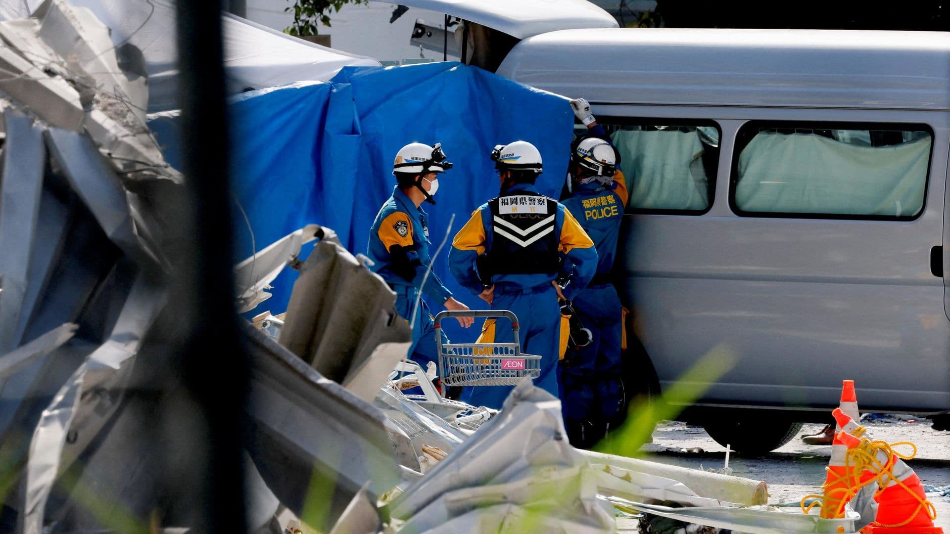 Число жертв землетрясения в Японии возросло до 38