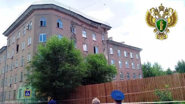 Из частично обрушившегося дома в Саратове эвакуировали жильцов