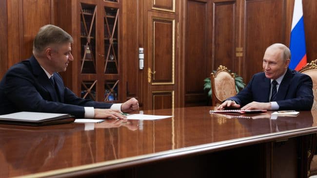 Белозеров рассказал Путину, как развиваются РЖД
