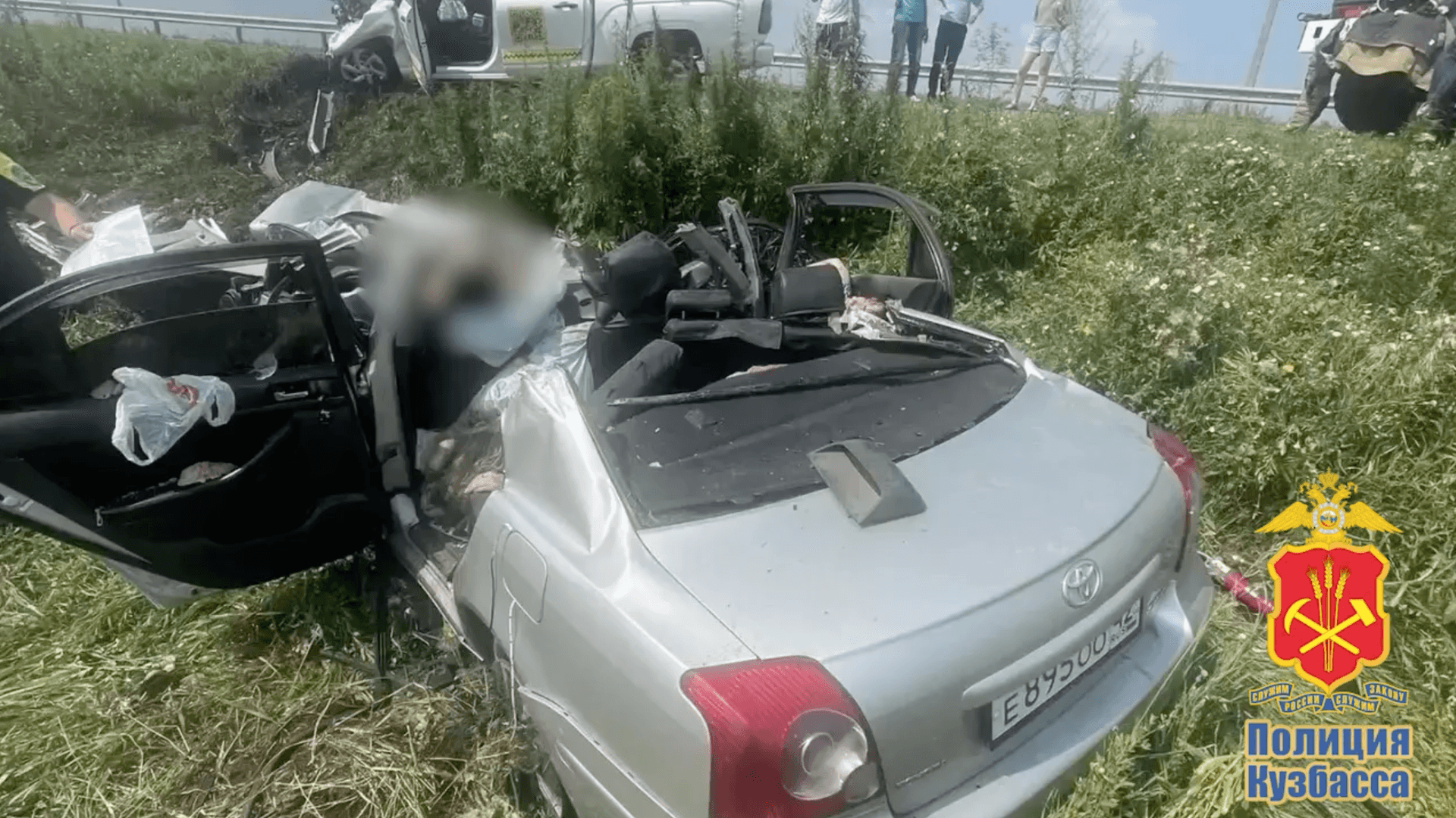 В Кузбассе водитель иномарки спровоцировал ДТП, погибли три человека