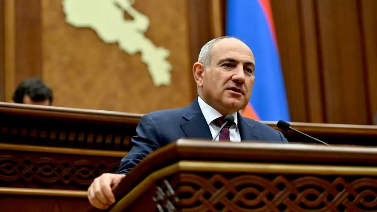 Пашинян призвал отказаться от риторики о "друзьях" и "врагах"
