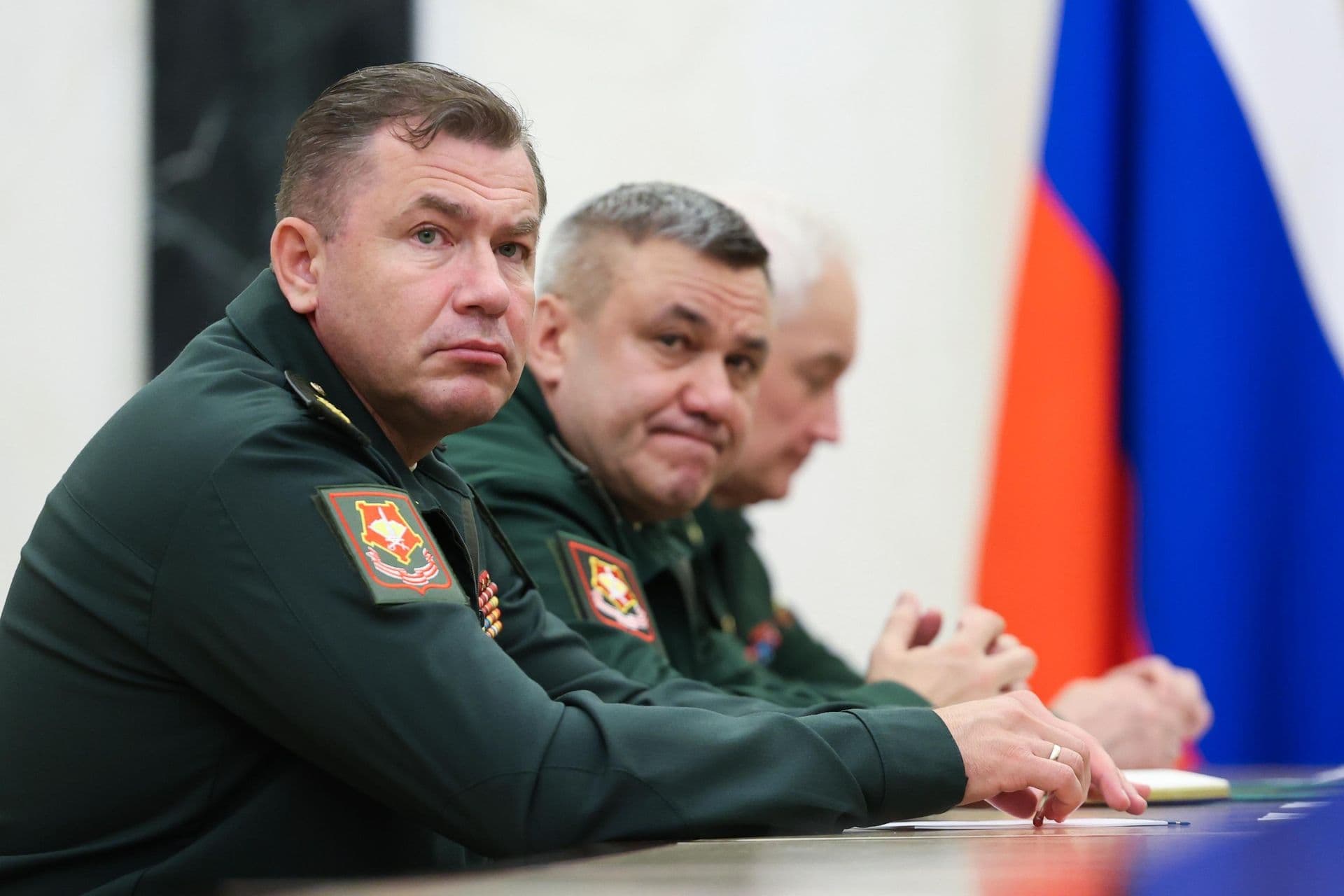 Путин провел перестановки в руководстве группировок в зоне СВО