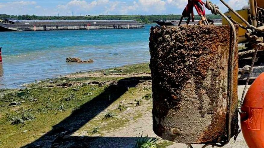 В Сербии на дне Дуная нашли боеприпасы и бомбу