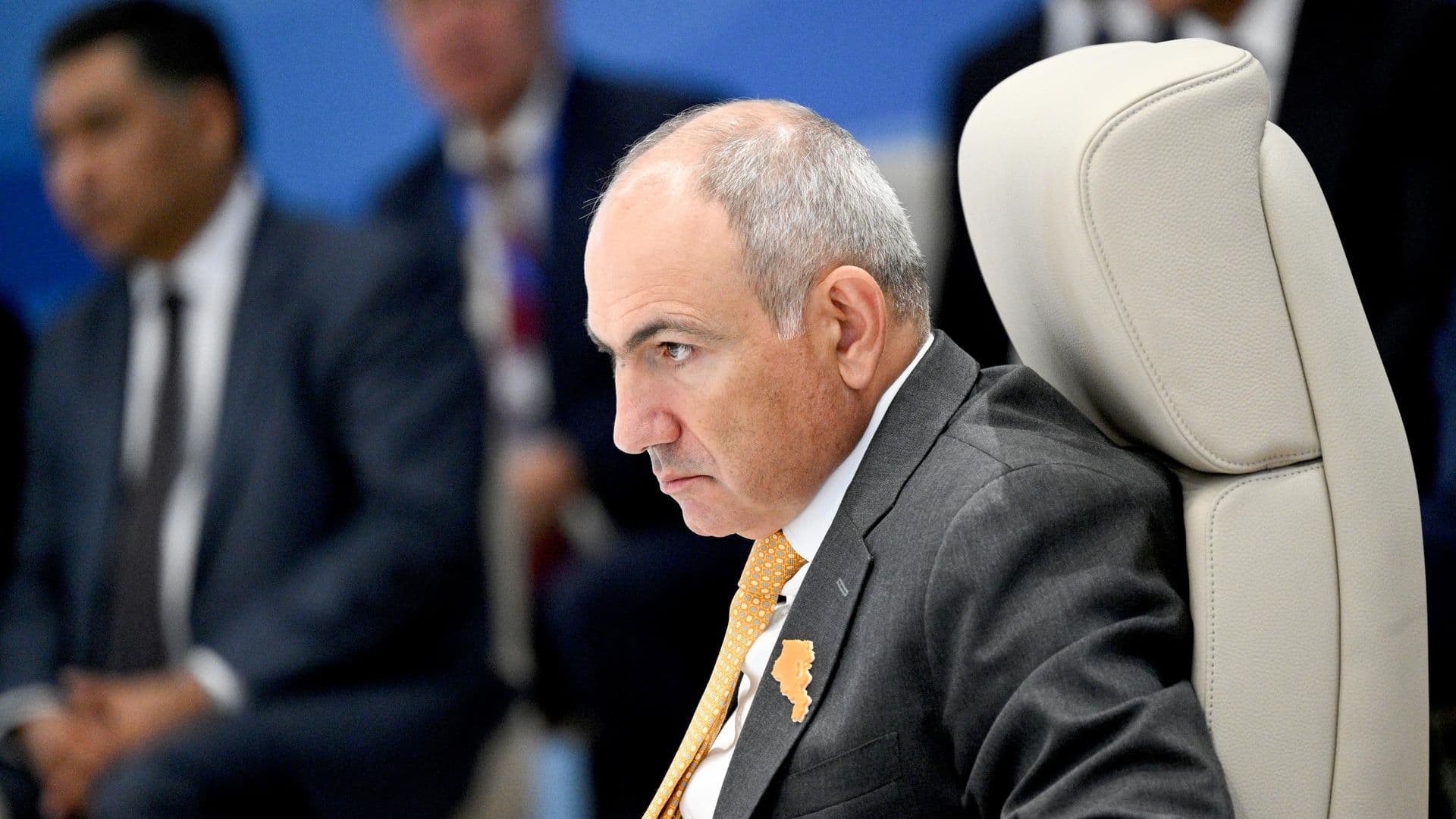Пашинян объяснил невозможность проведения референдума
