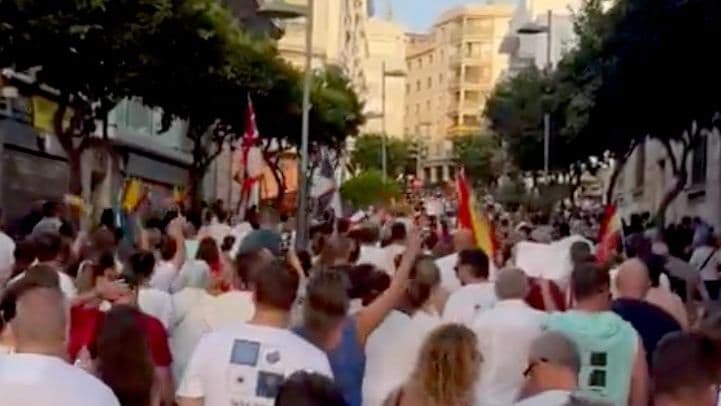В Сеуте прошла многотысячная акция протеста из-за миграционного кризиса