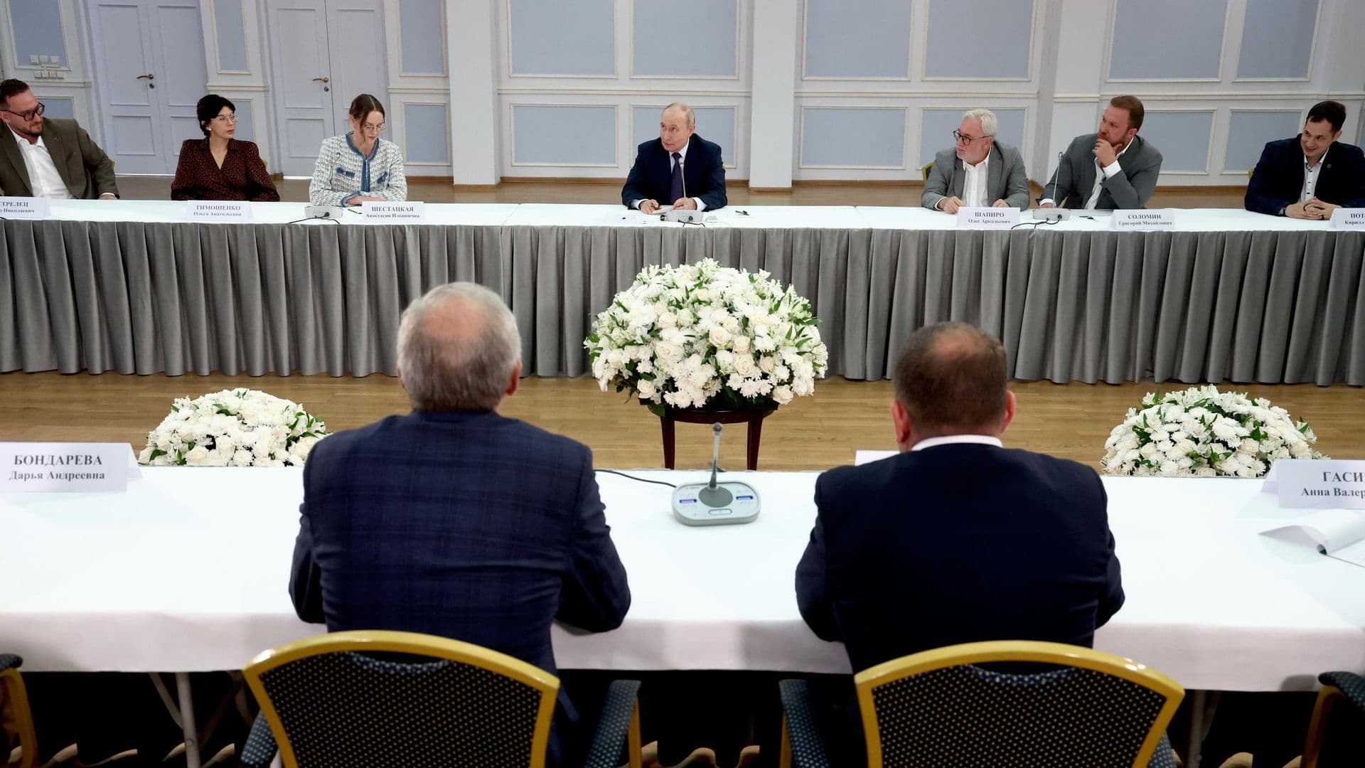 Путин призвал сохранять самобытность российских городов