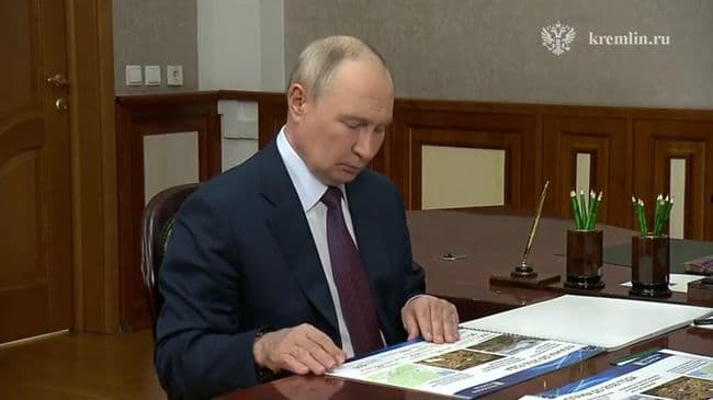 Путин рассказал, что знает о героизме жителей Бурятии, защищающих Родину