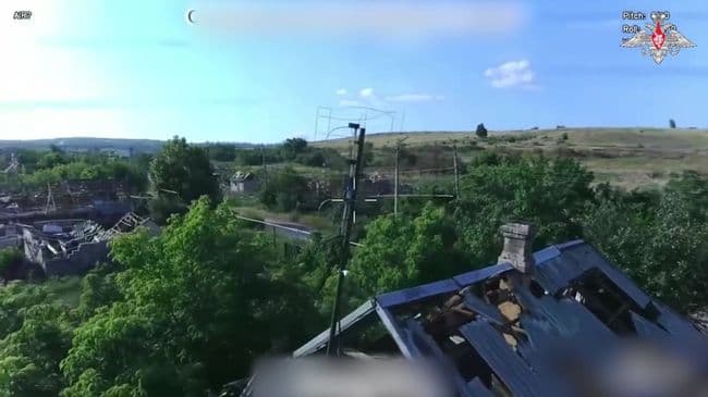Минобороны показало кадры освобождения Петровки в ДНР