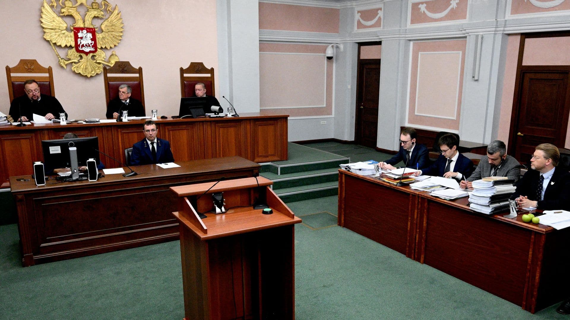 Верховный суд отклонил жалобу "Яблока" на снятие с выборов в Госдуму