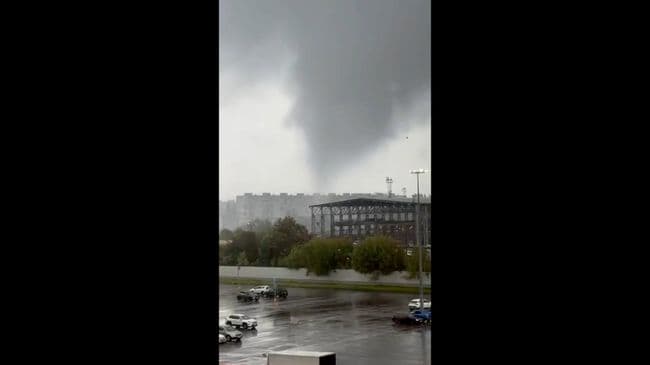 Смерч пронесся над Нижним Новгородом, пострадавших нет