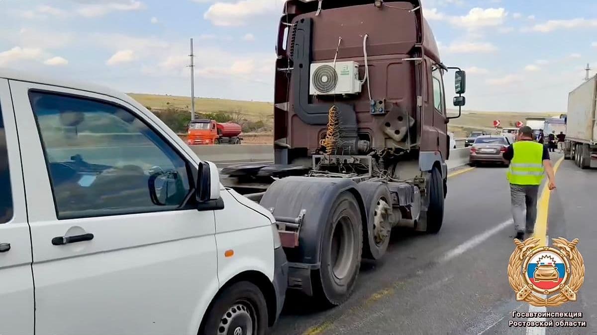 В ДТП на трассе М-4 "Дон" с 14 машинами пострадали шесть человек