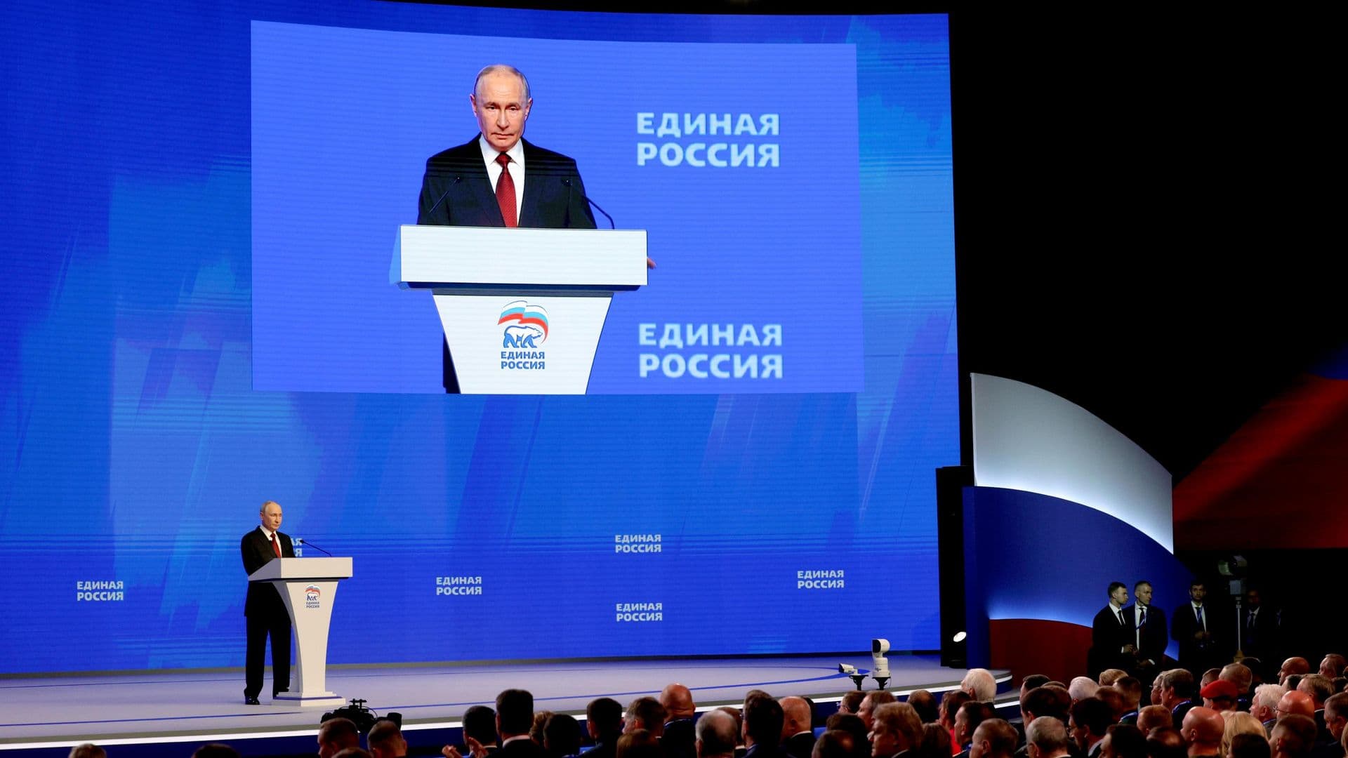 Выпускник "Времени Героев" презентует Путину свою книгу
