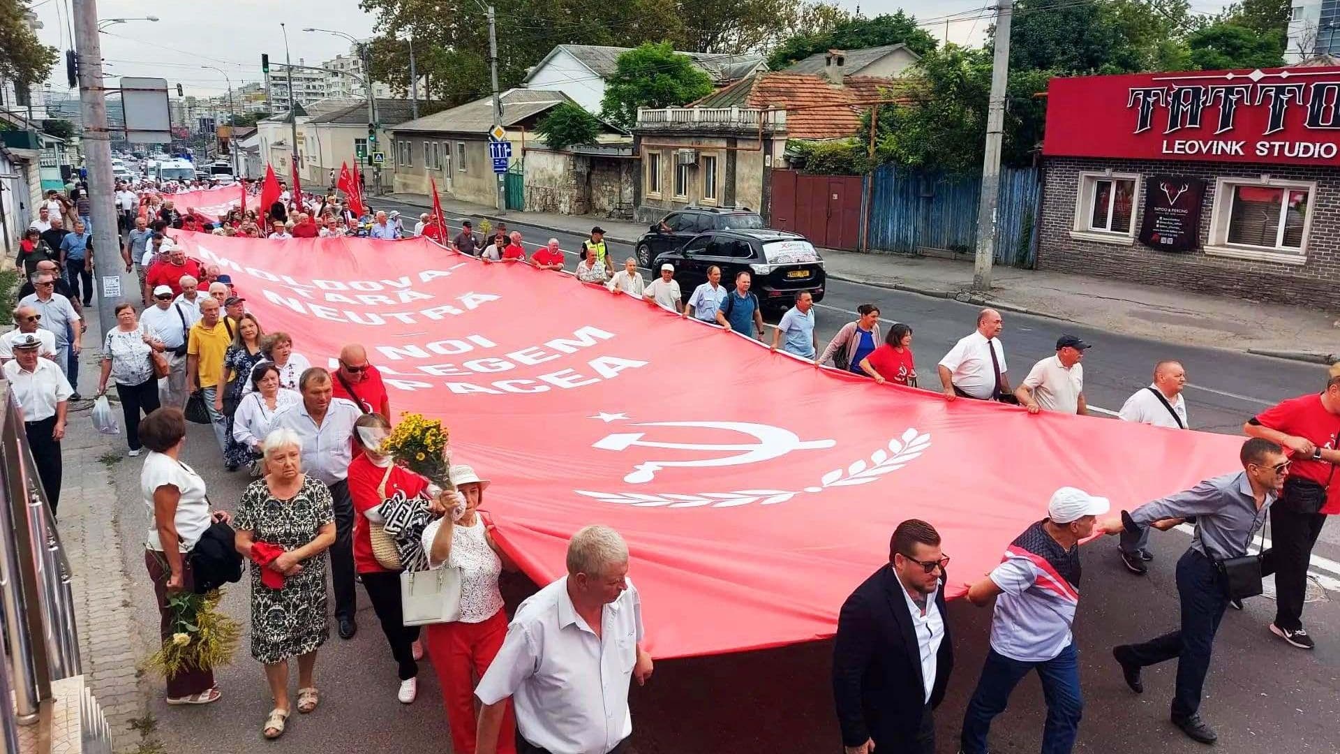 В Кишиневе начался марш в честь годовщины освобождения от нацизма