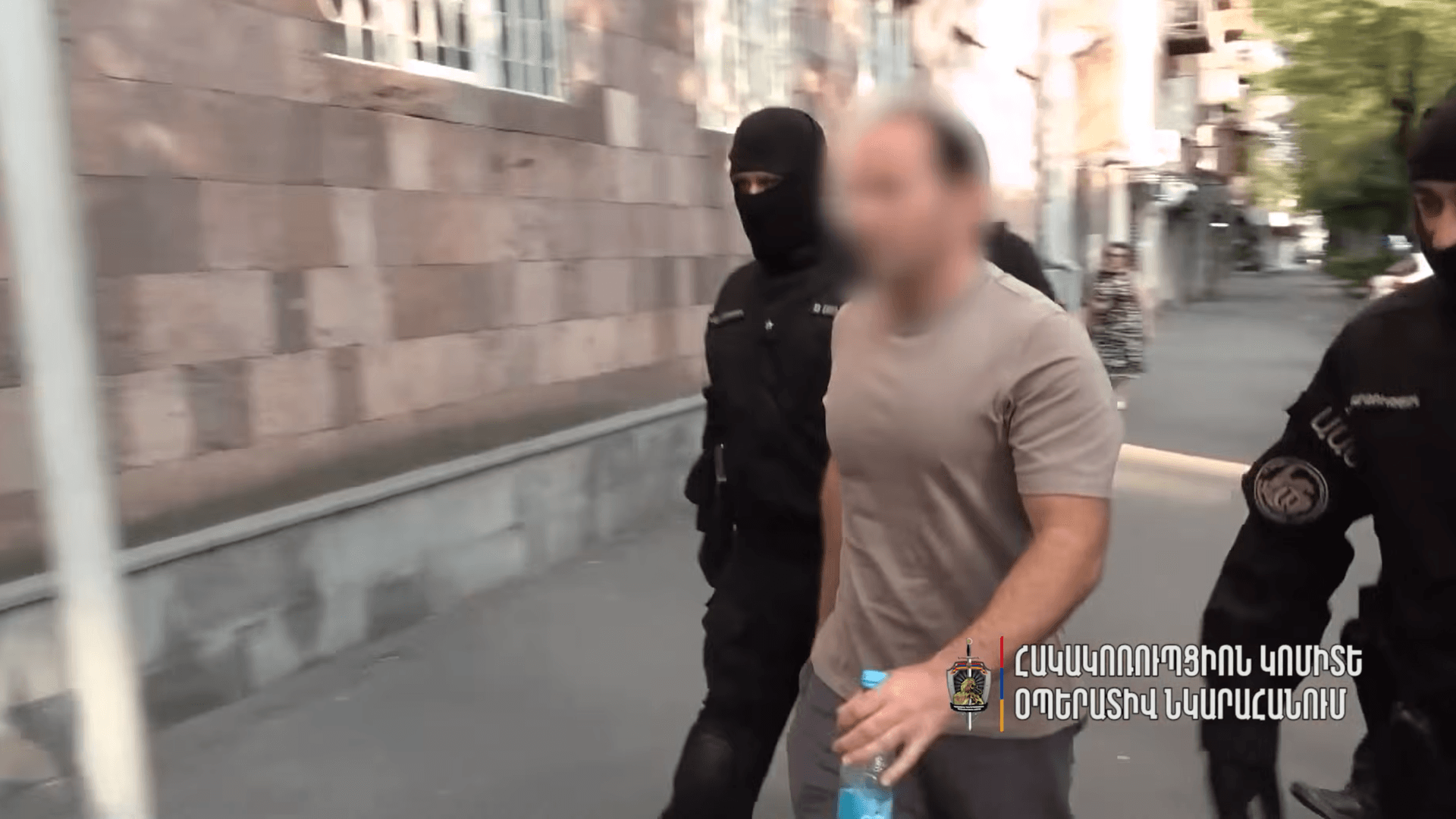 В Ереване задержали экс-президента Кочаряна и его сына