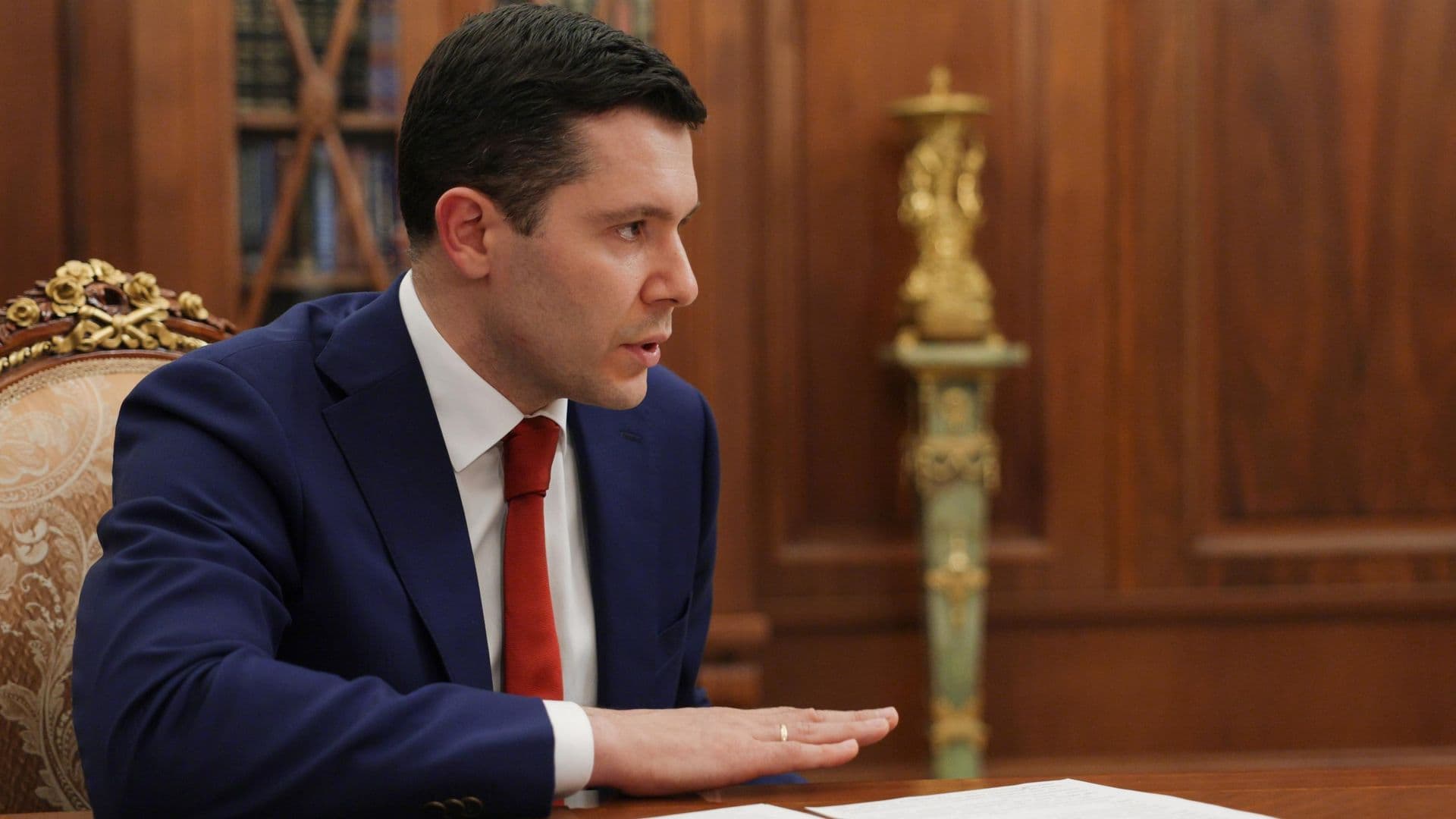 Алиханов рассказал, каких промышленных роботов уже делают в России