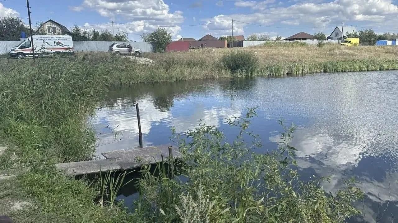 В Саратове две девочки утонули в пруду