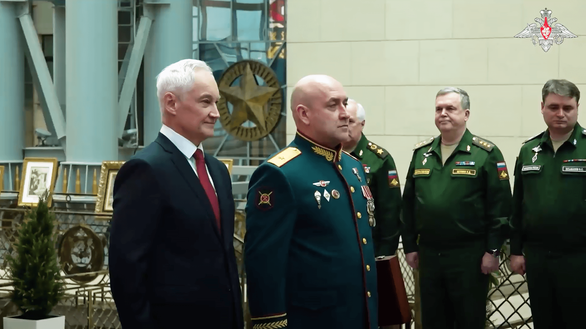 Полковник Картавкин, отмеченный Путиным, стал генералом и Героем России