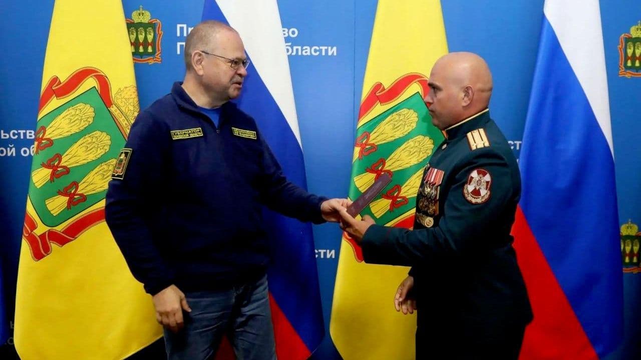 Губернатор вручил дипломы выпускникам проекта "Герои Пензенского края"