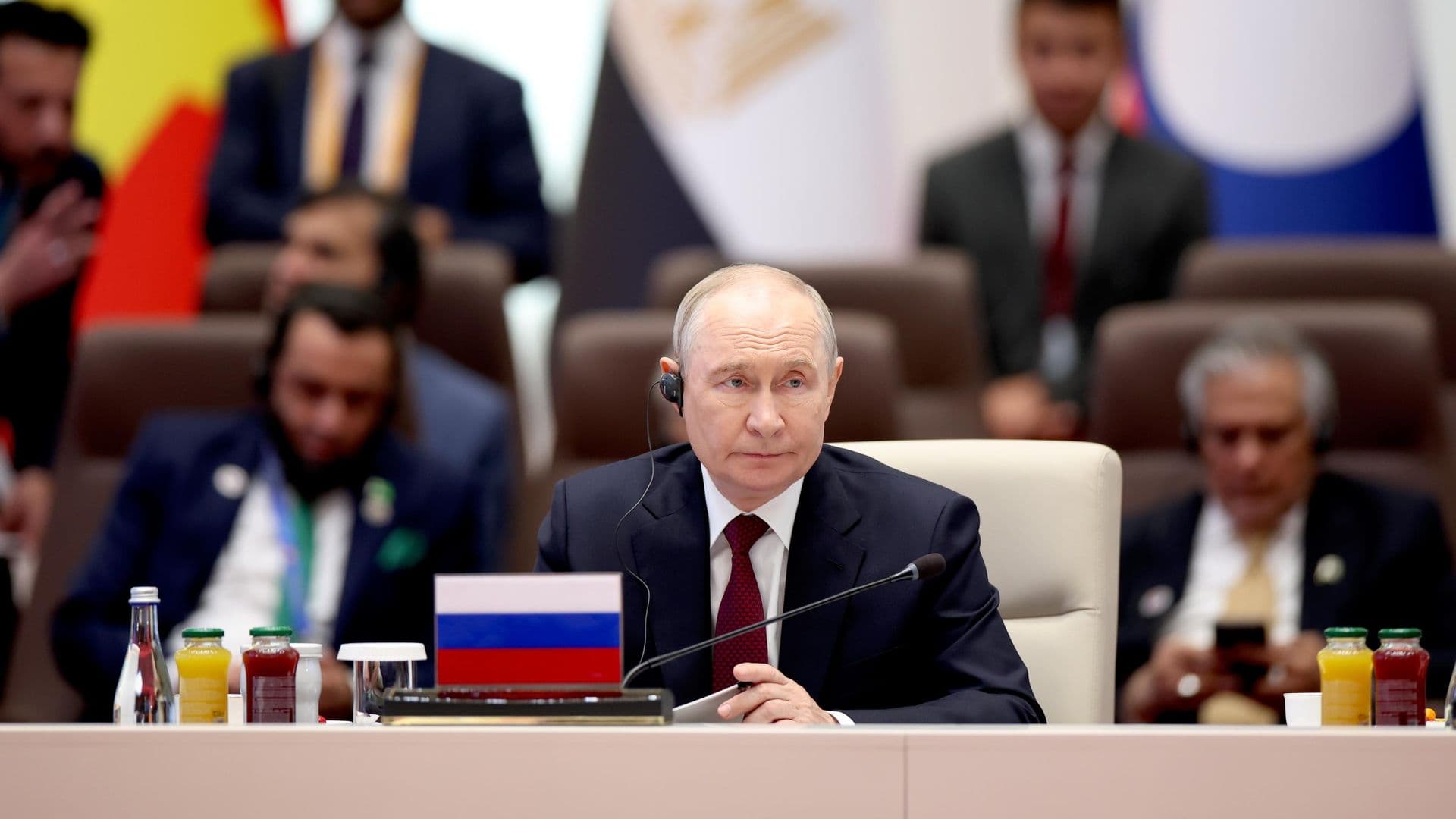 "Крайне важно": СМИ узнали, что произошло на саммите ШОС в Бишкеке