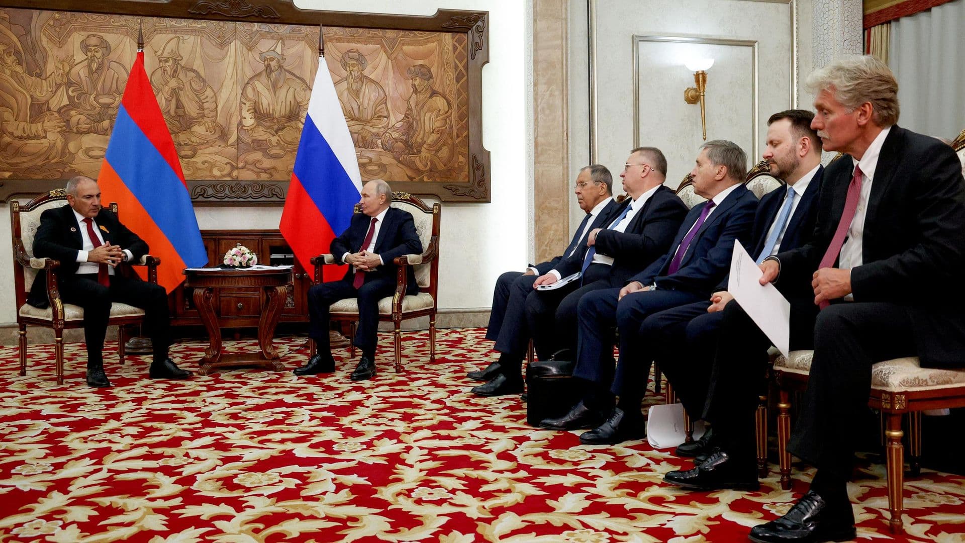 Пашинян назвал встречу с Путиным очень хорошей