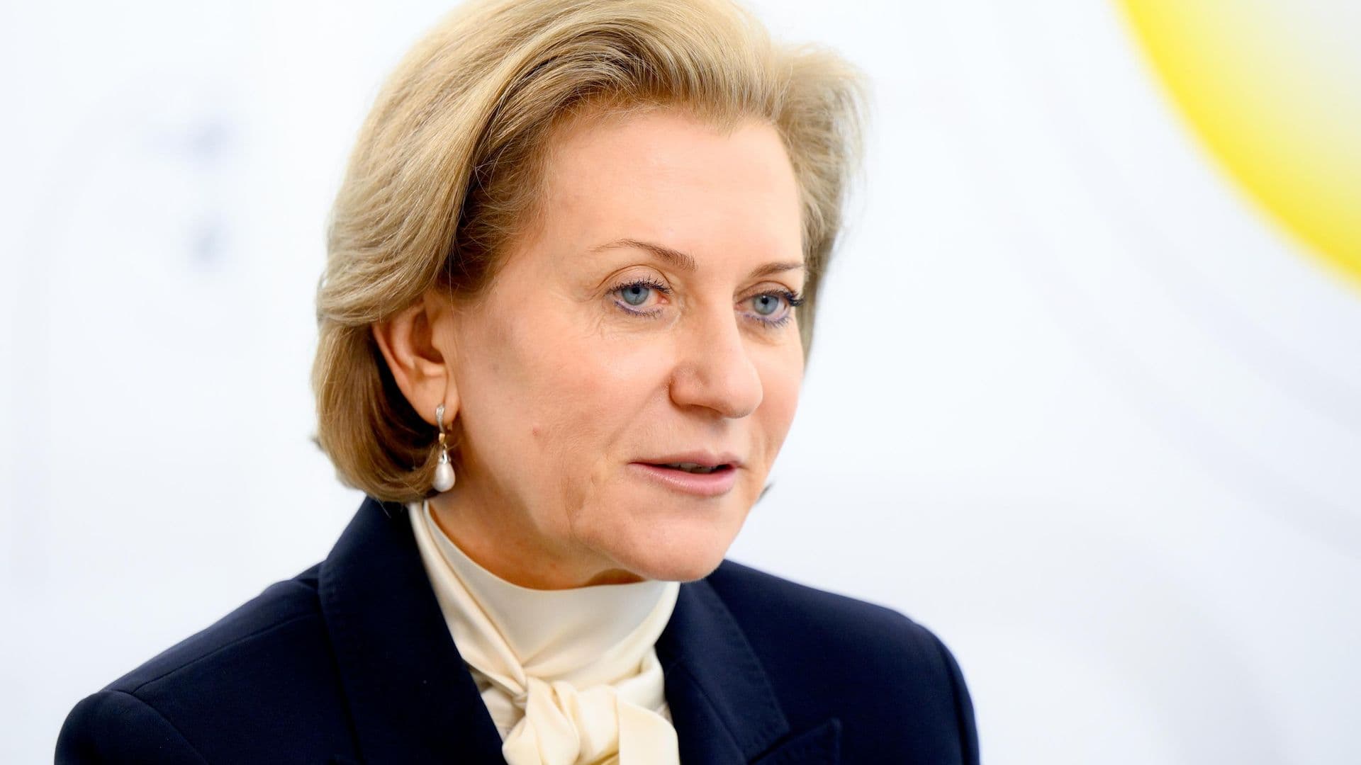 Попова рассказала, почему россиянам необходимо вакцинироваться