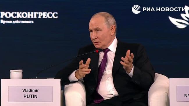 Путин сравнил рост экономики России с европейскими показателями