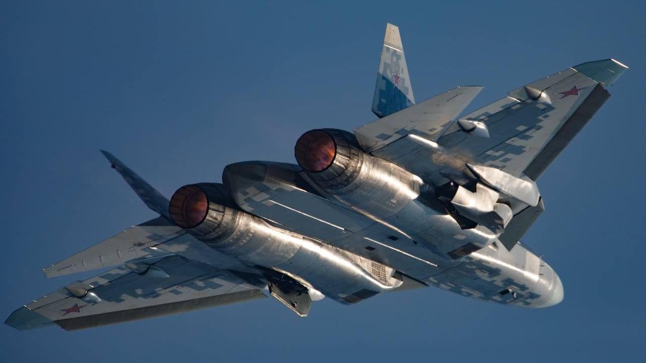 Россия впервые покажет стелс-беспилотники для истребителя Су-57Э