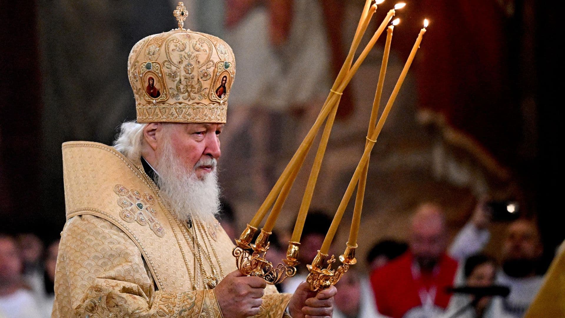 Патриарх Кирилл рассказал, когда нельзя жалеть детей