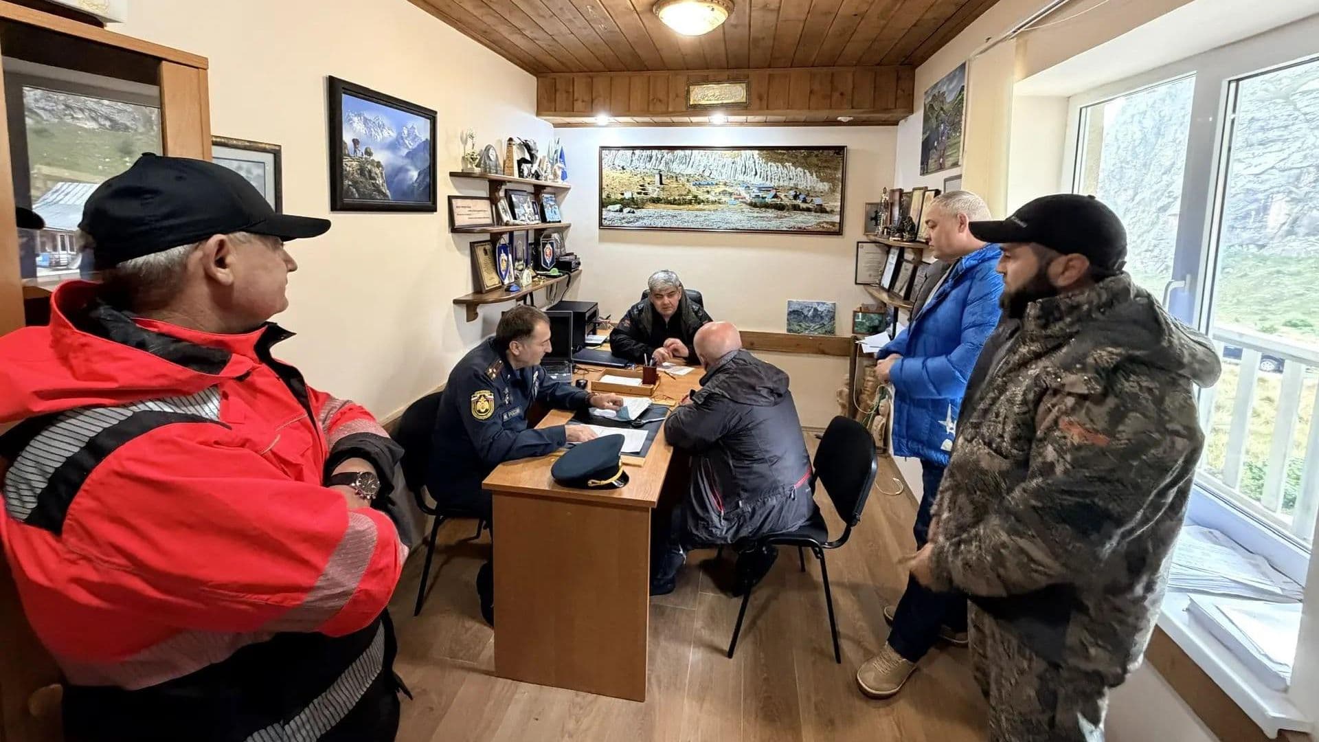 Число пострадавших в КБР альпинистов увеличилось до шести