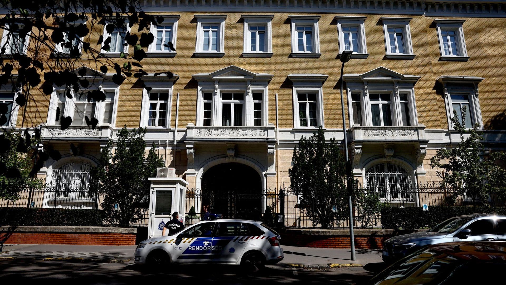 Венгерские власти оказались в плену антироссийских фобий, заявил посол