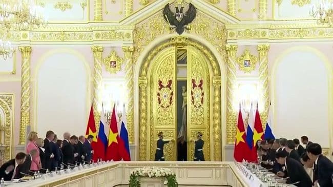 Россия изучит перспективы инвестиций во Вьетнам