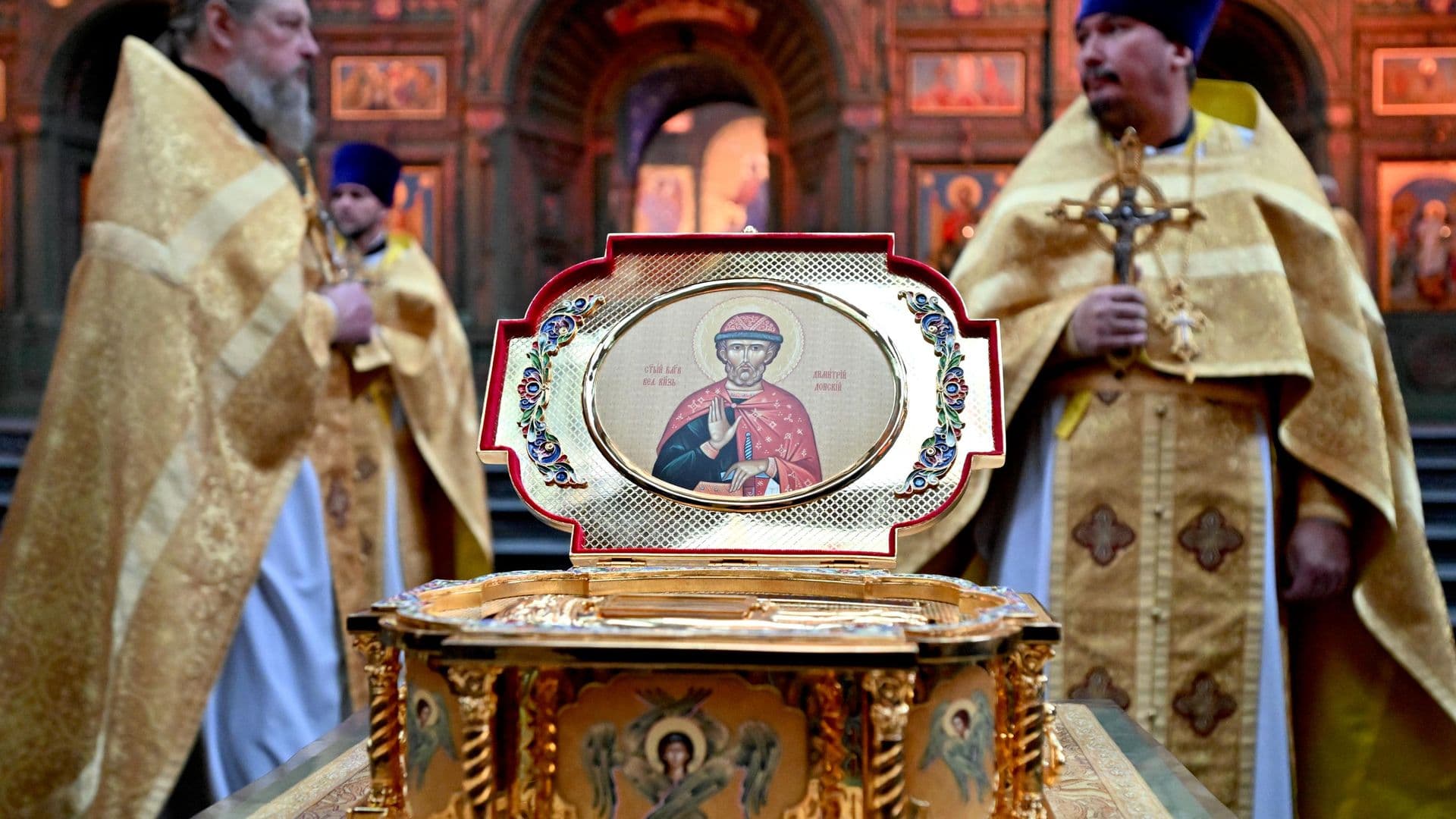 Ученые не нашли нательного креста в погребении Дмитрия Донского