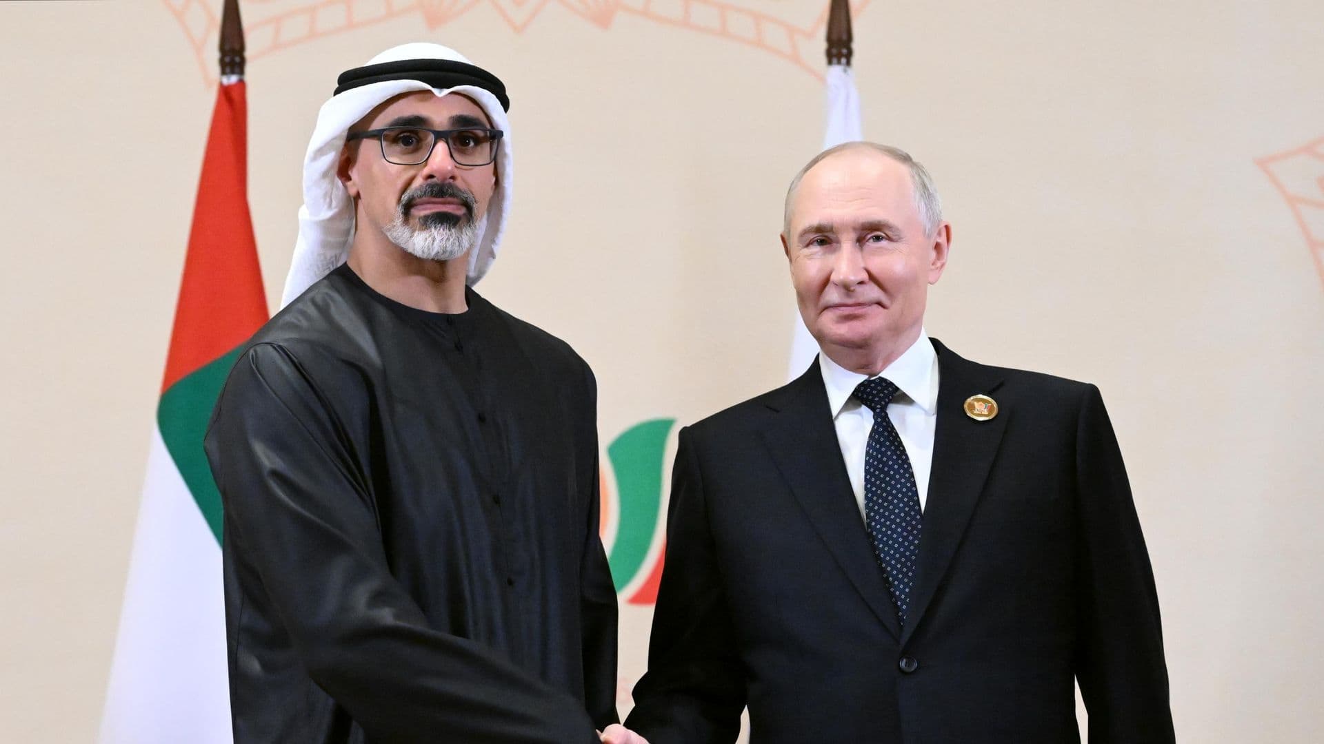 Путин обсудил с наследным принцем Абу-Даби тему Украины, рассказал Ушаков