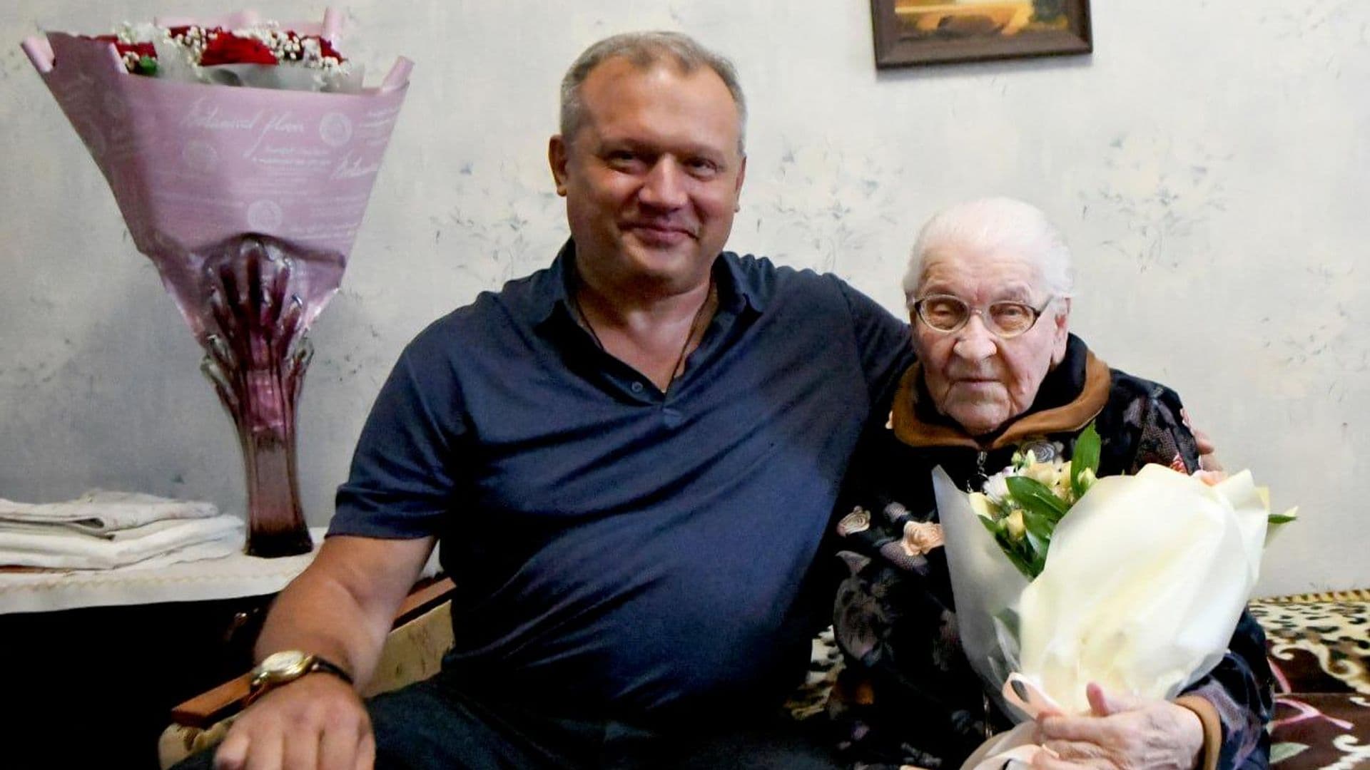 Жительница Донецка отметила 100-летие и проголосовала на выборах в Госдуму