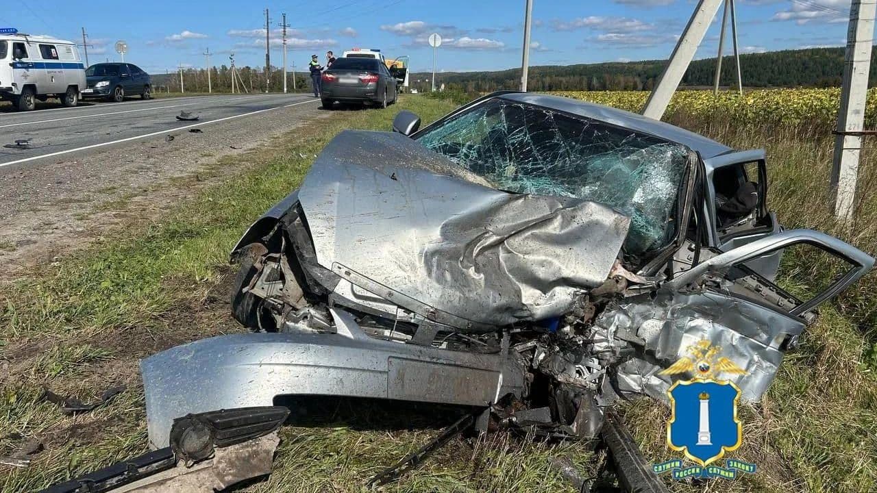 В Ульяновской области при столкновении двух автомобилей погиб человек