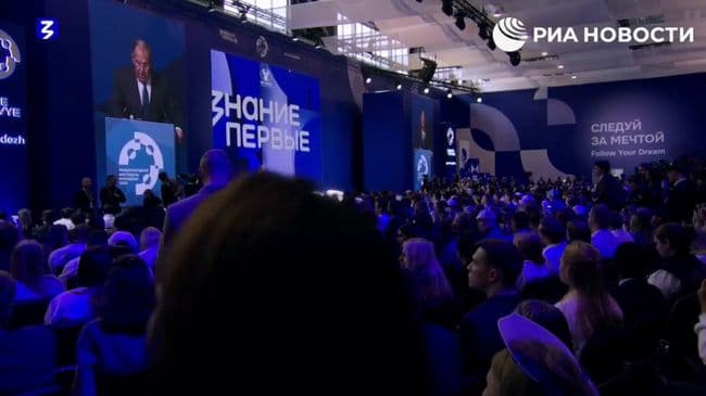 "Надеемся, она услышала". О чем Лавров предупредил Европу