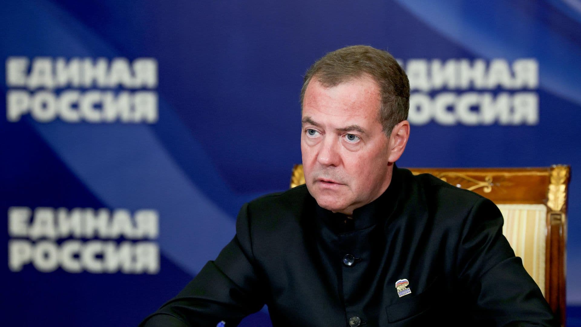 Медведев рассказал о сложностях текущей избирательной компании