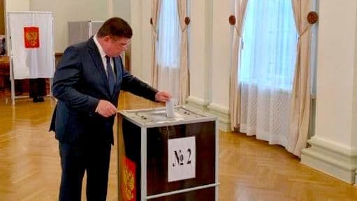 Российский посол в Финляндии проголосовал на выборах в Госдуму